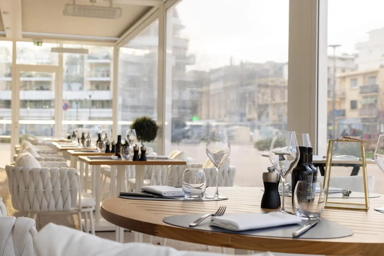 Hotel Indigo Cagnes-Sur-Mer By Ihg 4*,